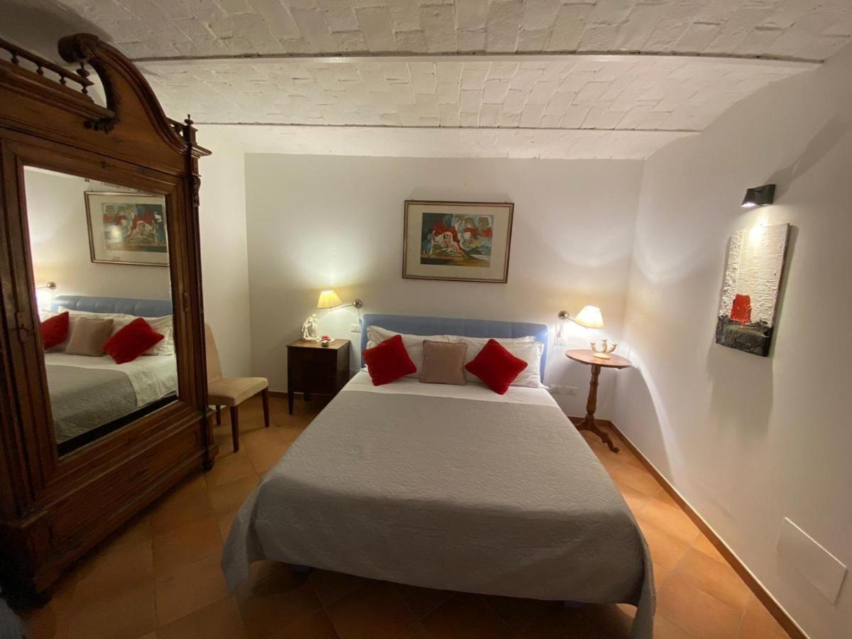 דירות ל'אקווילה La Casa Di Ago מראה חיצוני תמונה