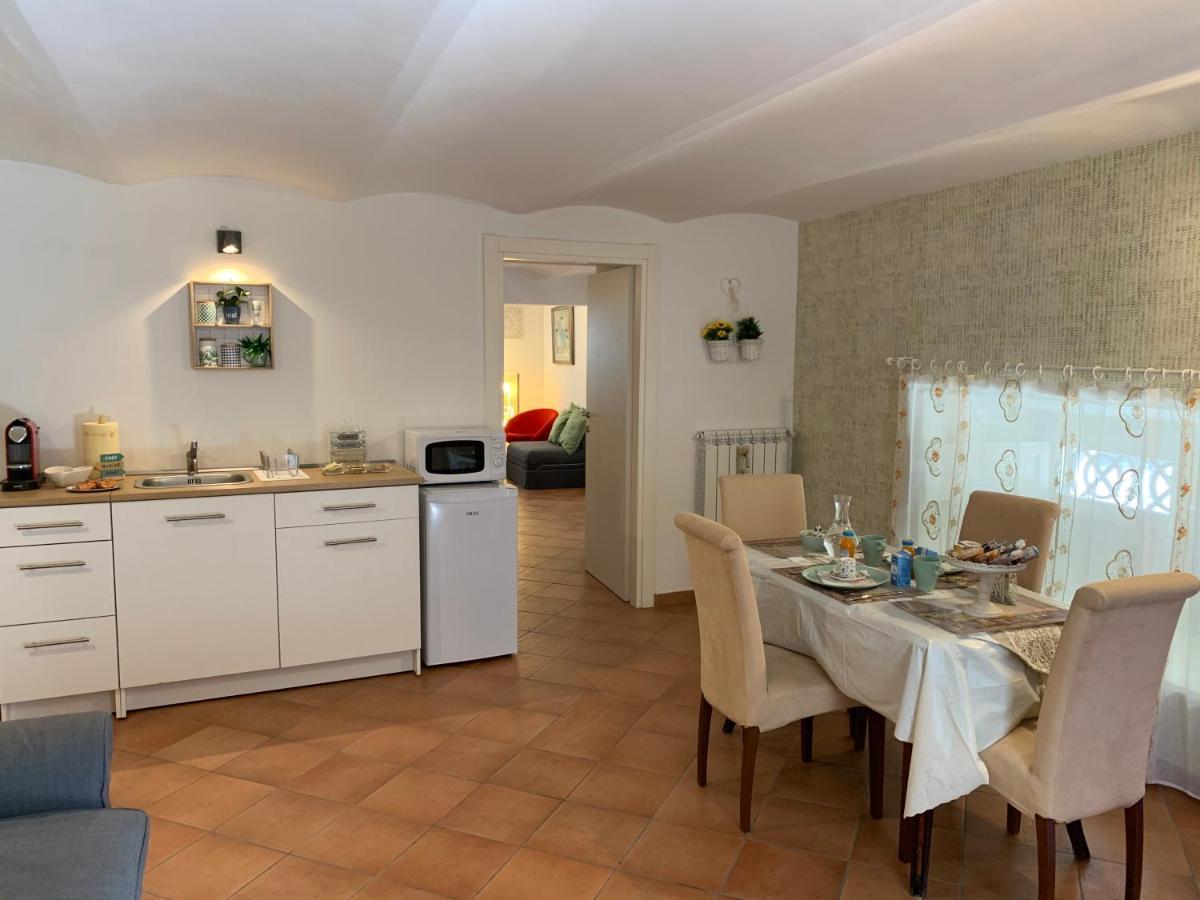 דירות ל'אקווילה La Casa Di Ago מראה חיצוני תמונה